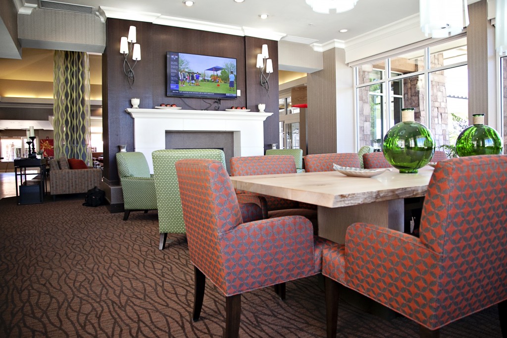 hilton garden inn lounge